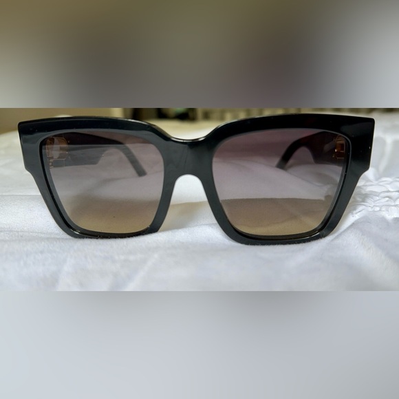 Louis Vuitton LINK PM SQUARE SUNGLASSES Authentic - Picture 12 of 15